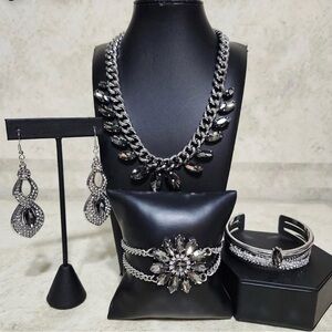 Elegant Silver and Black Jewelry Set